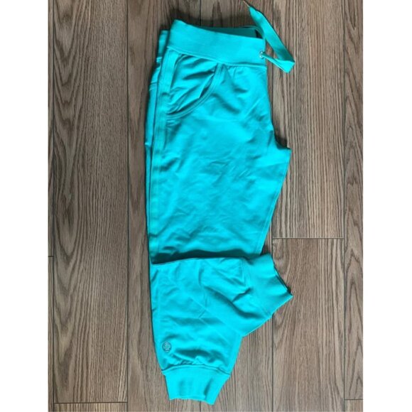 Lululemon Flashback Crop Pants โ Lagoon Blue, Size 8 (NWOT) - Picture 9 of 10